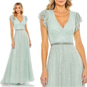 Mac Duggal NWT SEQUINED WRAP OVER RUFFLED CAP SLEEVE GOWN in Seamist Size 8